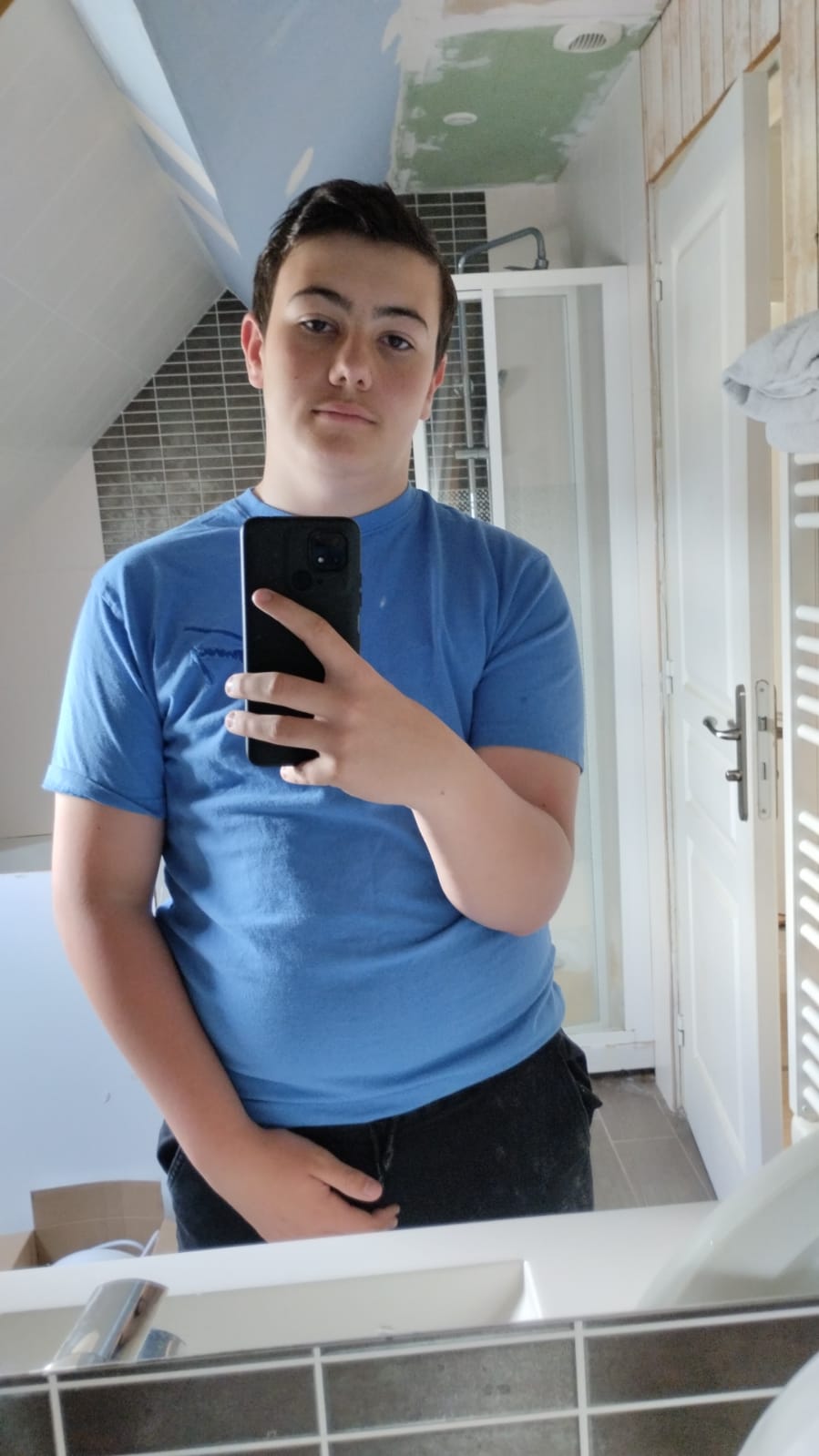 Profil de Elidjah, 24 ans, TS Suisse à Russin
