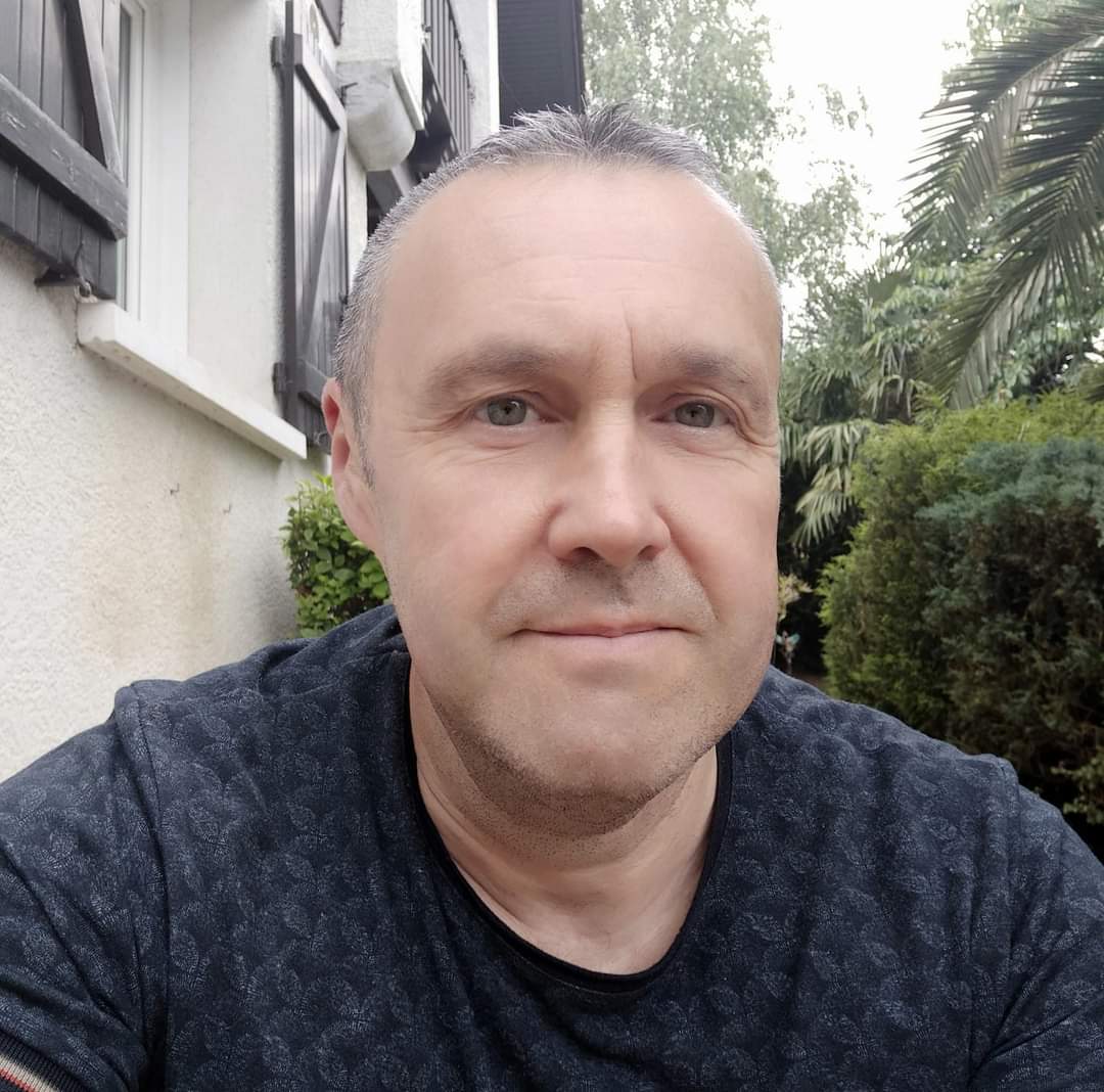 Profil de Nazmi, 54 ans, TS Suisse à Scherz