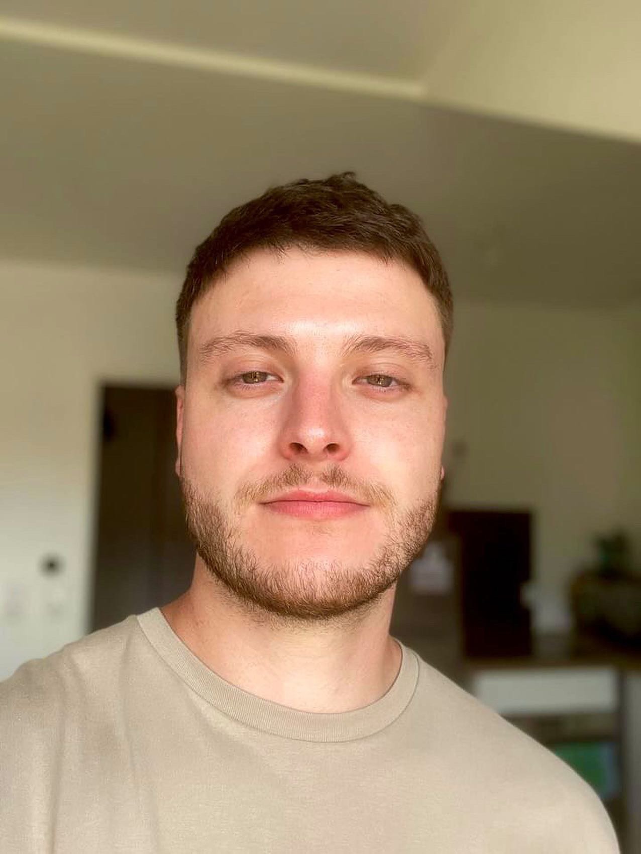 Profil de Rouan, 28 ans, TS Suisse à Le Vaud