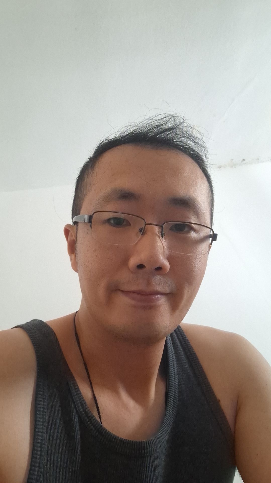 Profil de Sabir, 39 ans, TS Suisse à Le Vaud
