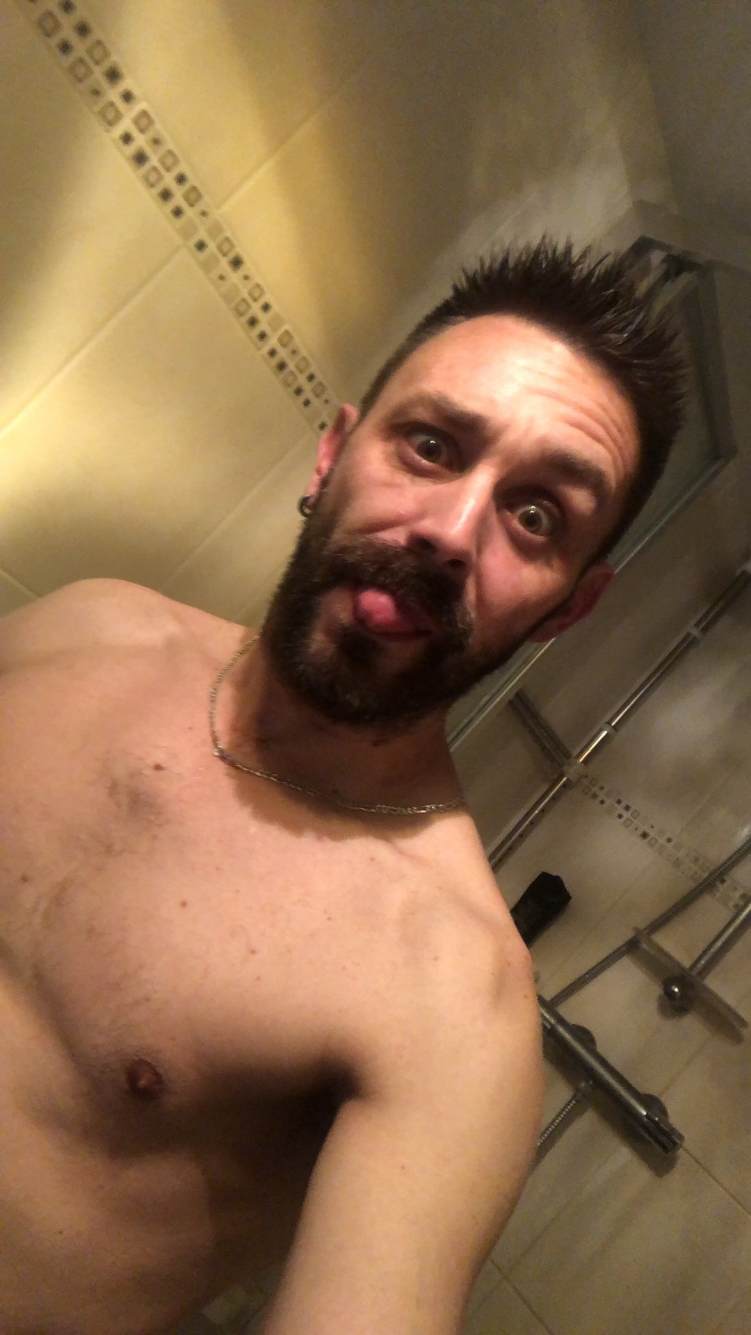 Profil de Cristiano, 41 ans, TS Suisse à Engollon