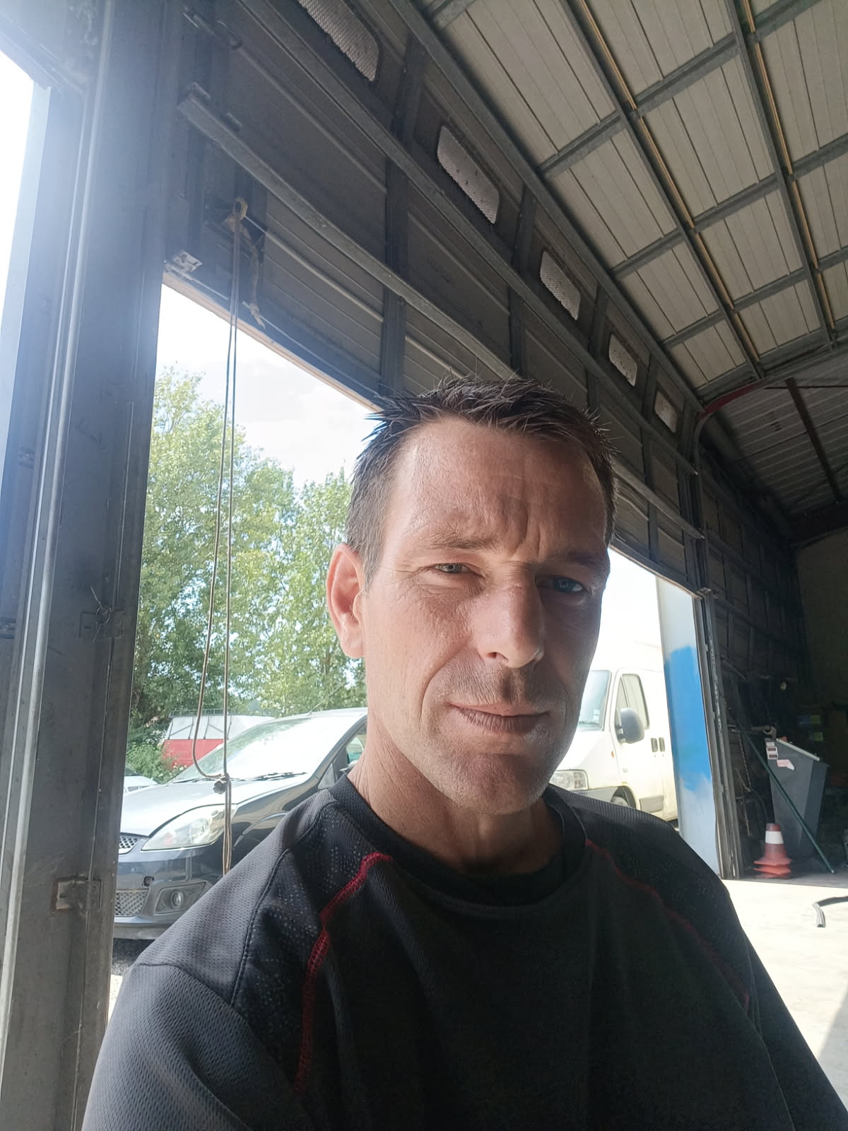 Profil de Rida, 42 ans, TS Suisse à Grüningen