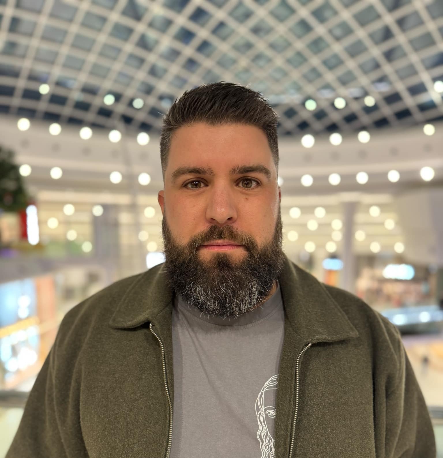 Profil de Mars, 31 ans, TS Suisse à Féchy