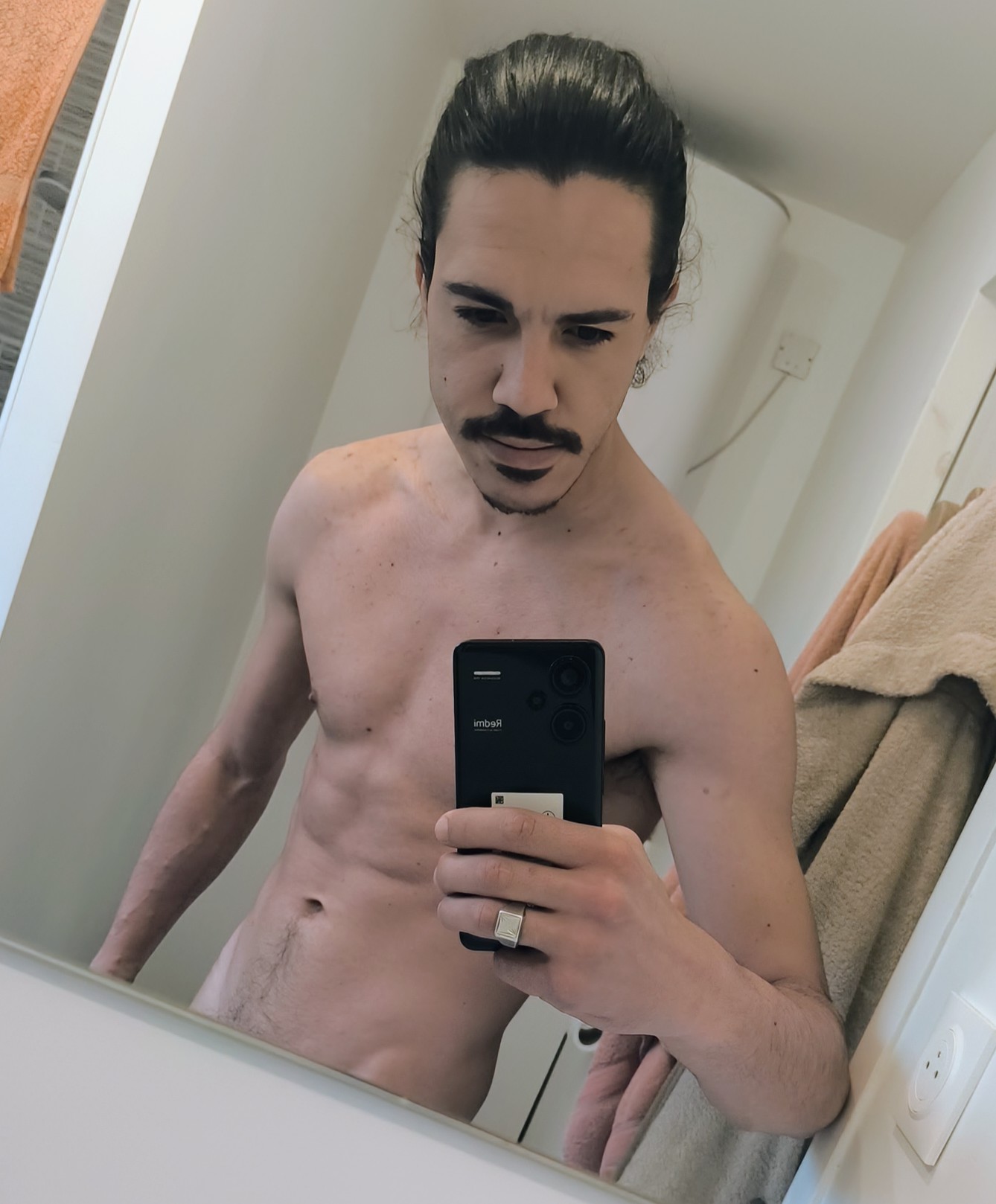 Profil de Cyrille, 30 ans, TS Suisse à Montagny-près-Yverdon