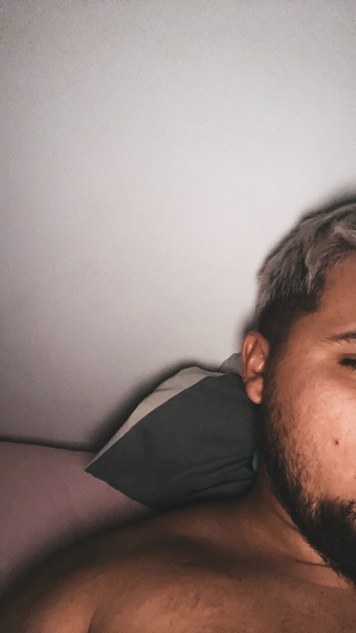 Profil de Nacereddine, 23 ans, TS Suisse à Fiez