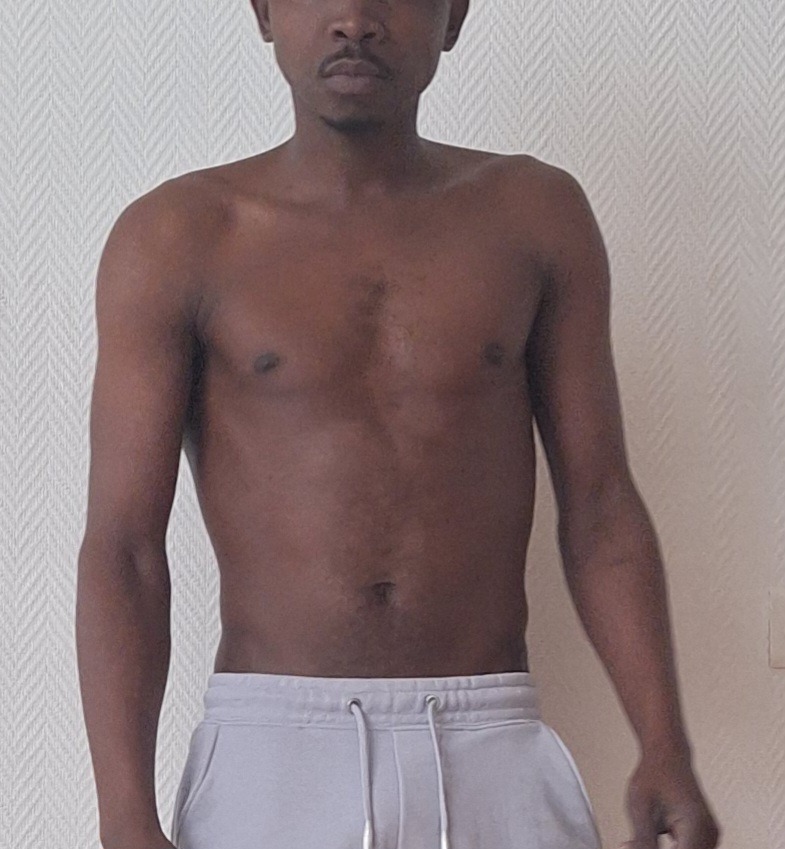 Profil de Racim, 35 ans, TS Suisse à Uttwil