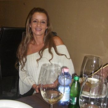 Profil de Nevena, 50 ans, TS Suisse à Tschierv