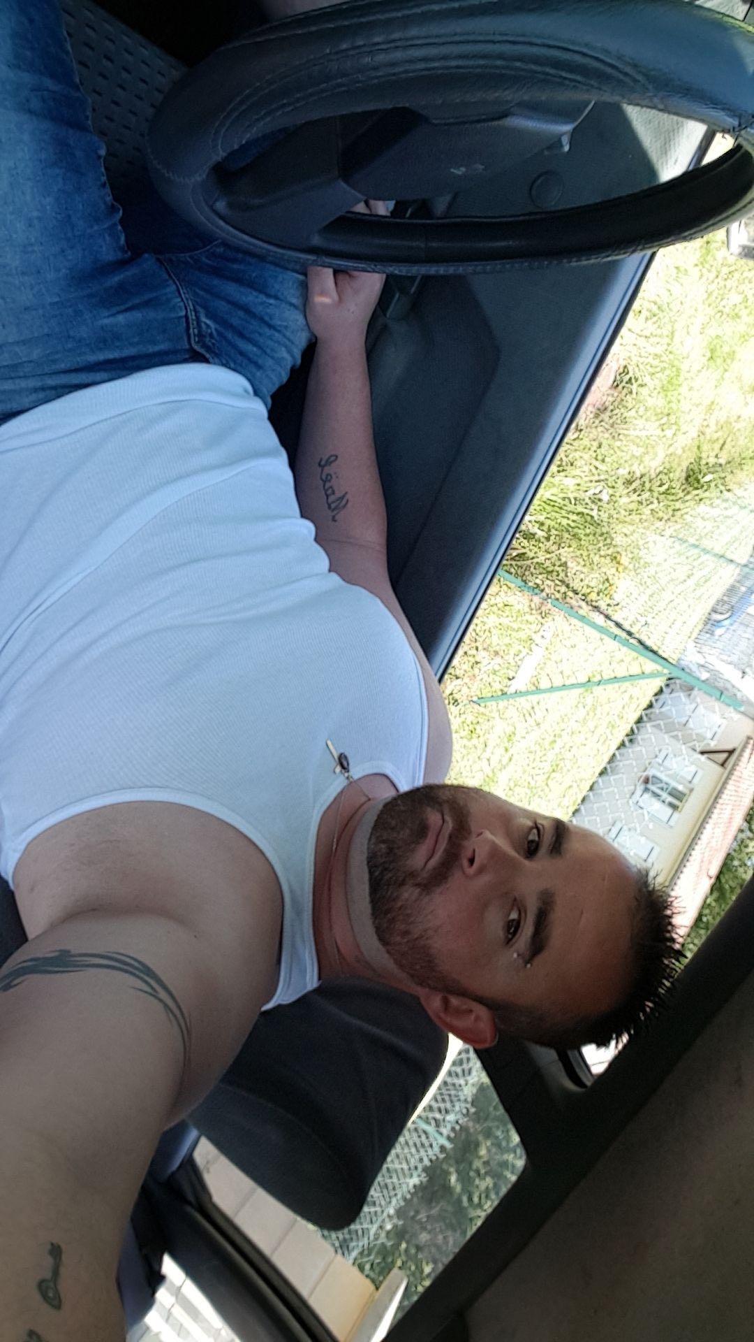 Profil de Nadhir, 36 ans, TS Suisse à Hubersdorf