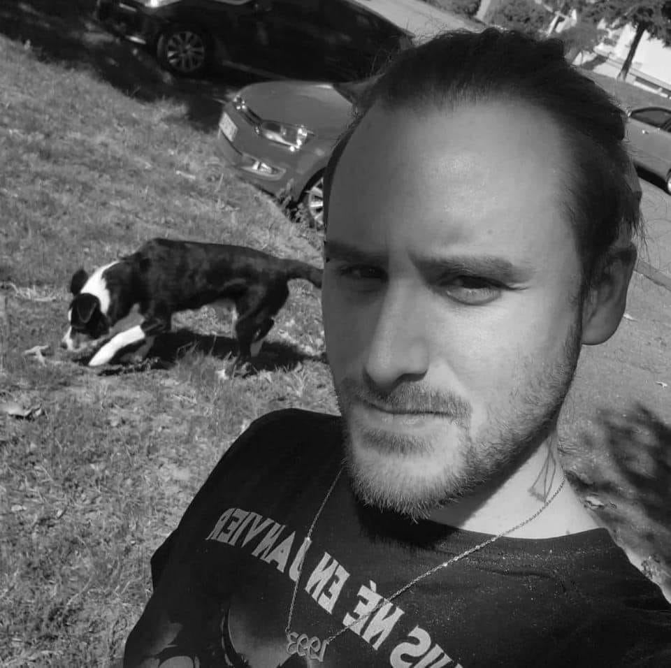 Profil de Isak, 30 ans, TS Suisse à Vuiteboeuf