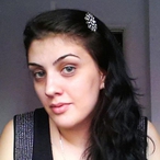Profil de Samyra, 34 ans, TS Suisse à Vicosoprano