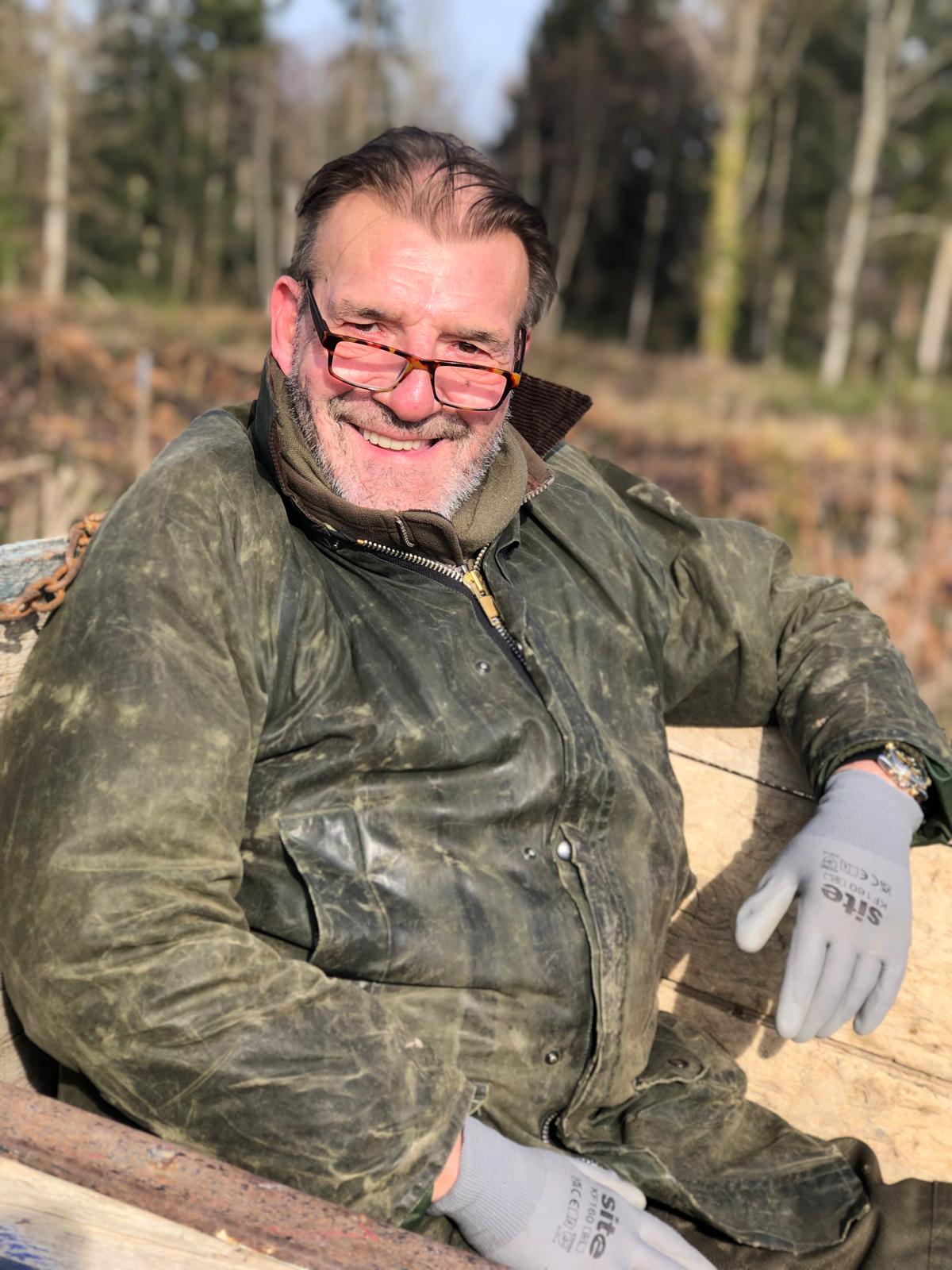 Profil de Cyr, 55 ans, TS Suisse à Trélex