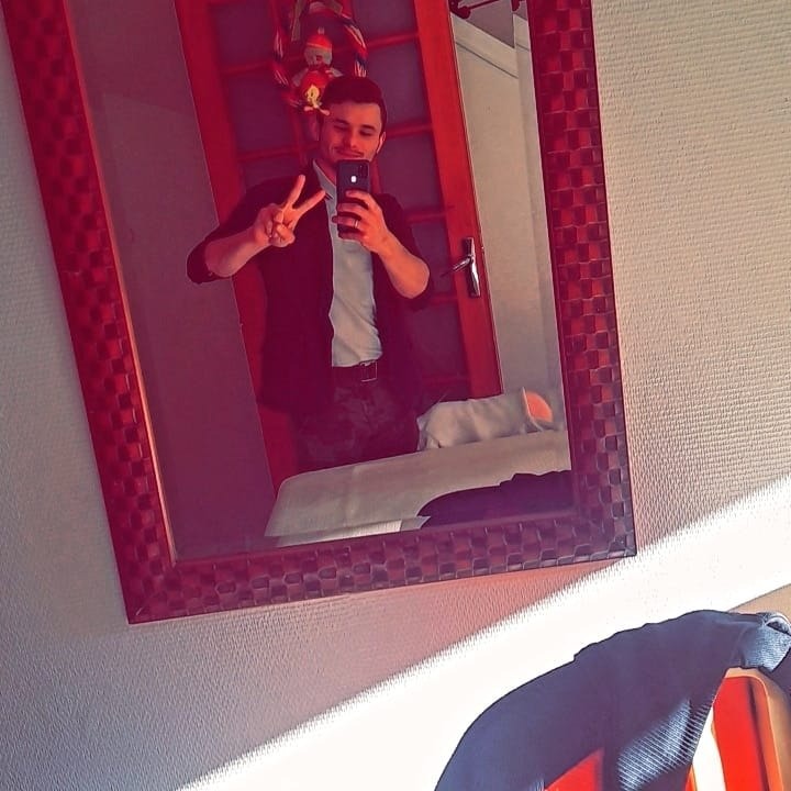 Profil de Vladislav, 26 ans, TS Suisse à Gryon