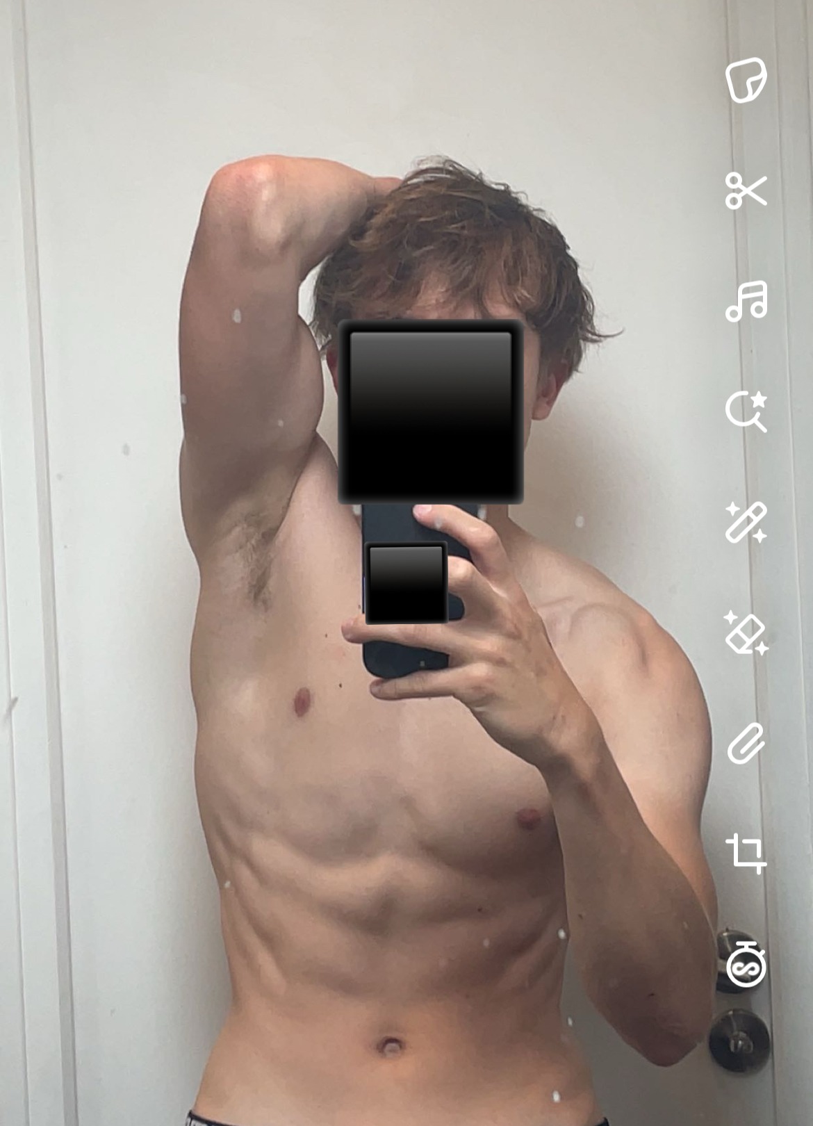 Profil de Enes, 19 ans, TS Suisse à Villaz-St-Pierre