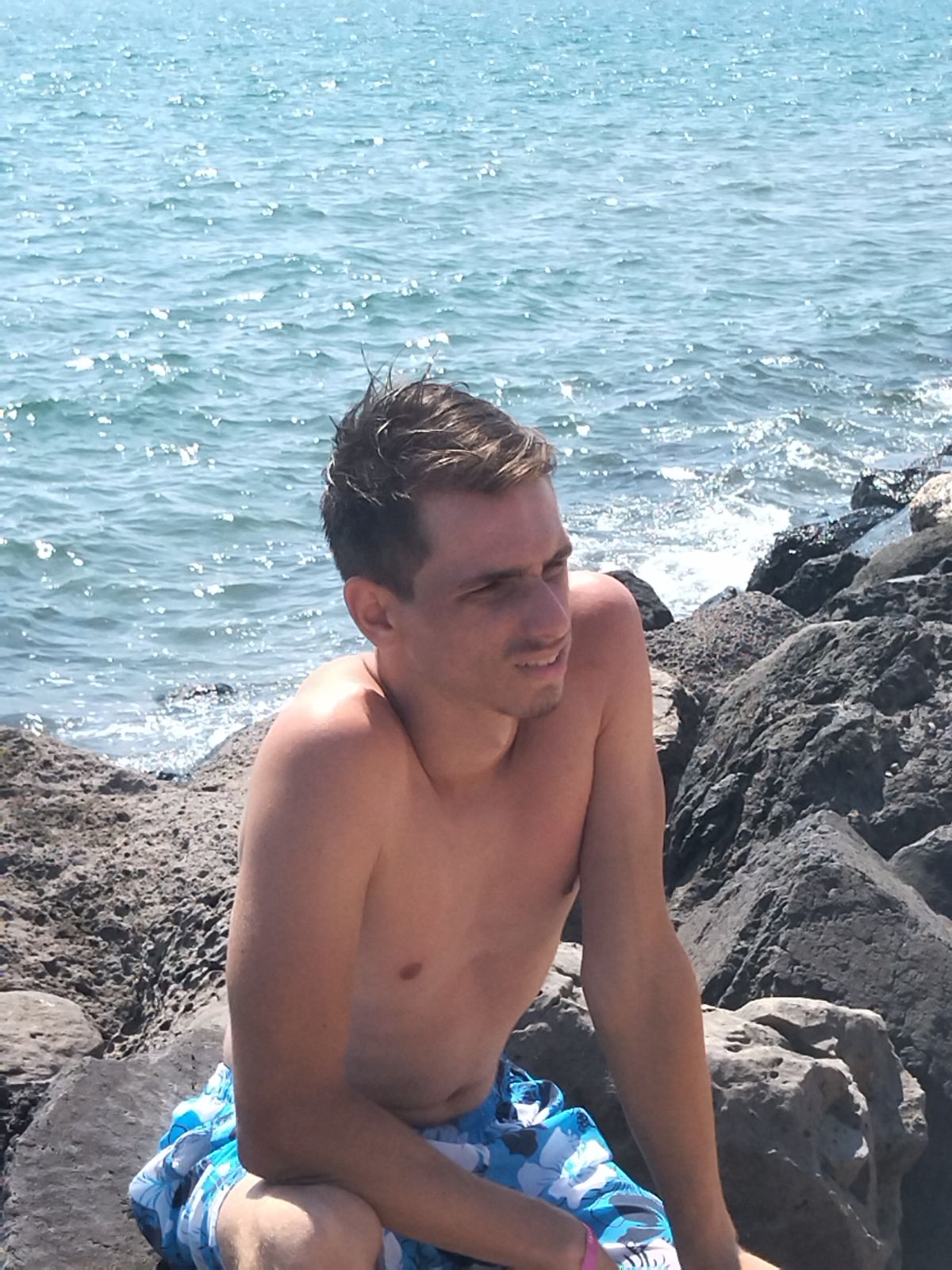 Profil de Yousef, 20 ans, TS Suisse à Rossa