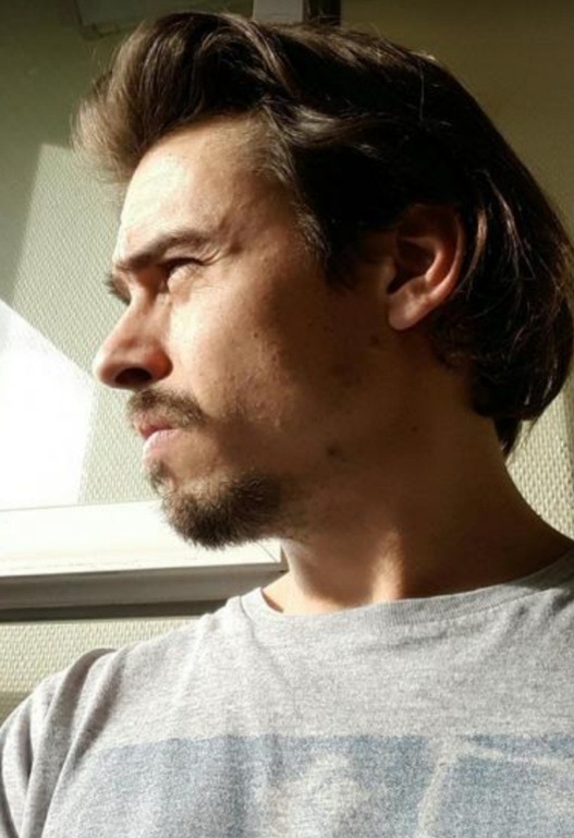 Profil de Hassein, 40 ans, TS Suisse à Matran