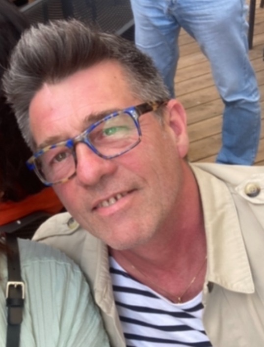 Profil de Sarkis, 55 ans, TS Suisse à Panex