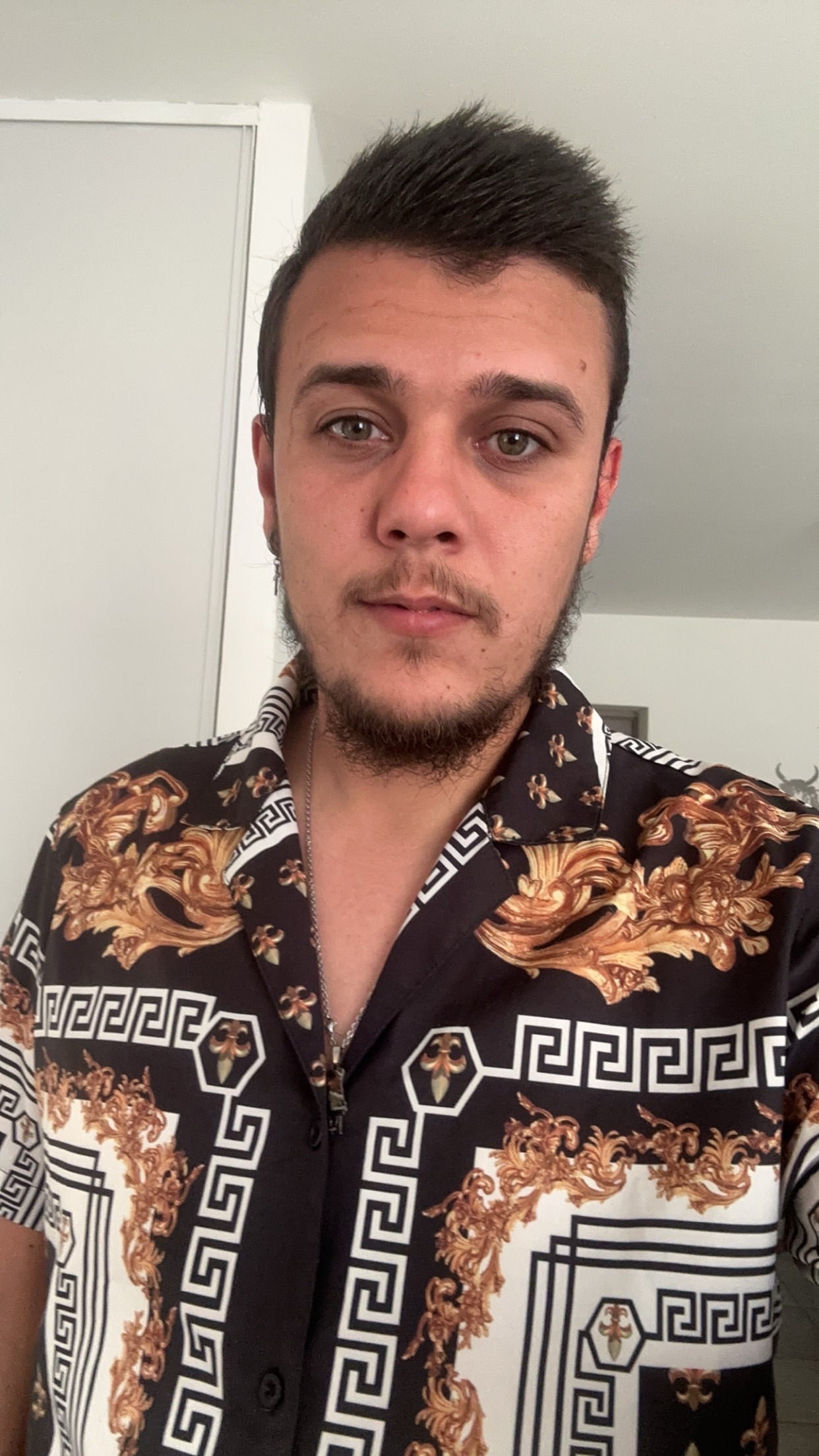 Profil de Santu, 28 ans, TS Suisse à Démoret