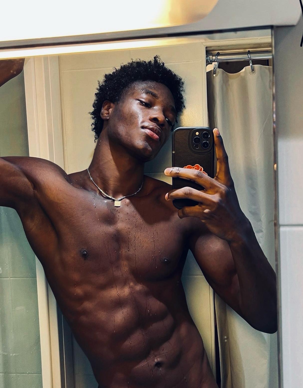 Profil de Wafi, 29 ans, TS Suisse à Ottikon b. Kemptthal