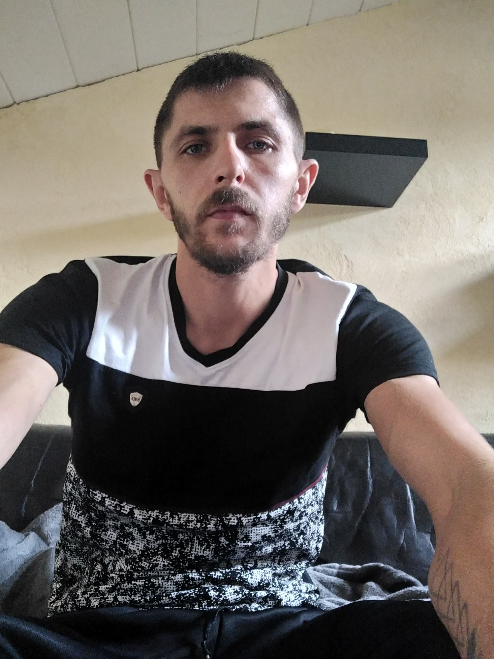 Profil de Jorje, 33 ans, TS Suisse à Baulmes