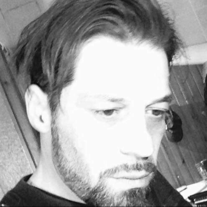 Profil de Hassine, 50 ans, TS Suisse à Richigen