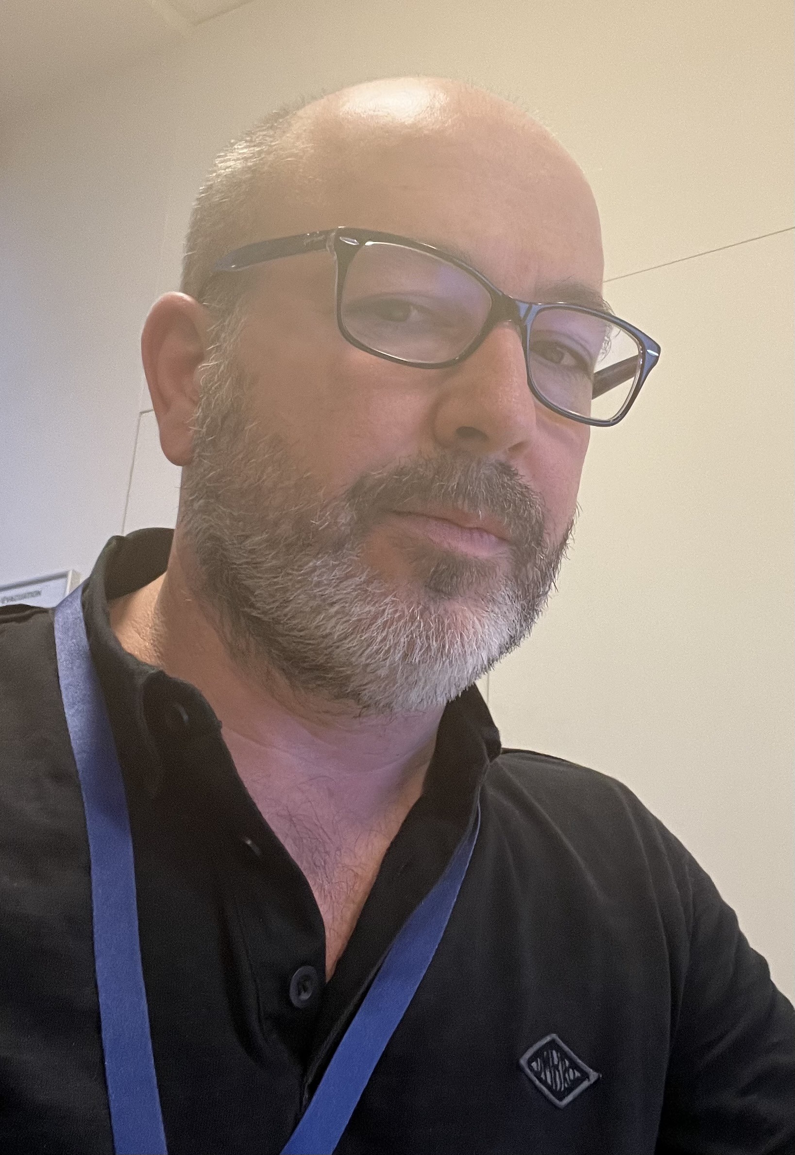 Profil de Isidro, 54 ans, TS Suisse à Démoret