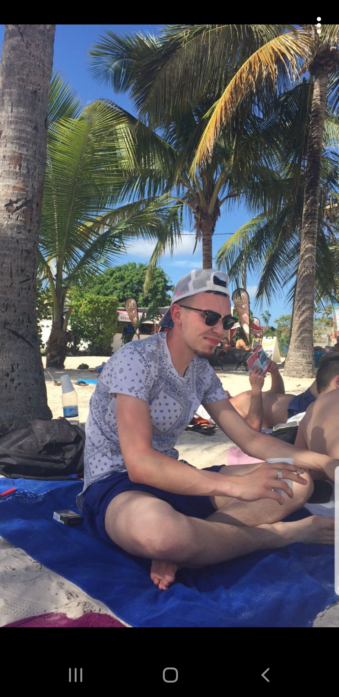 Profil de Georges-eric, 30 ans, TS Suisse à Trey