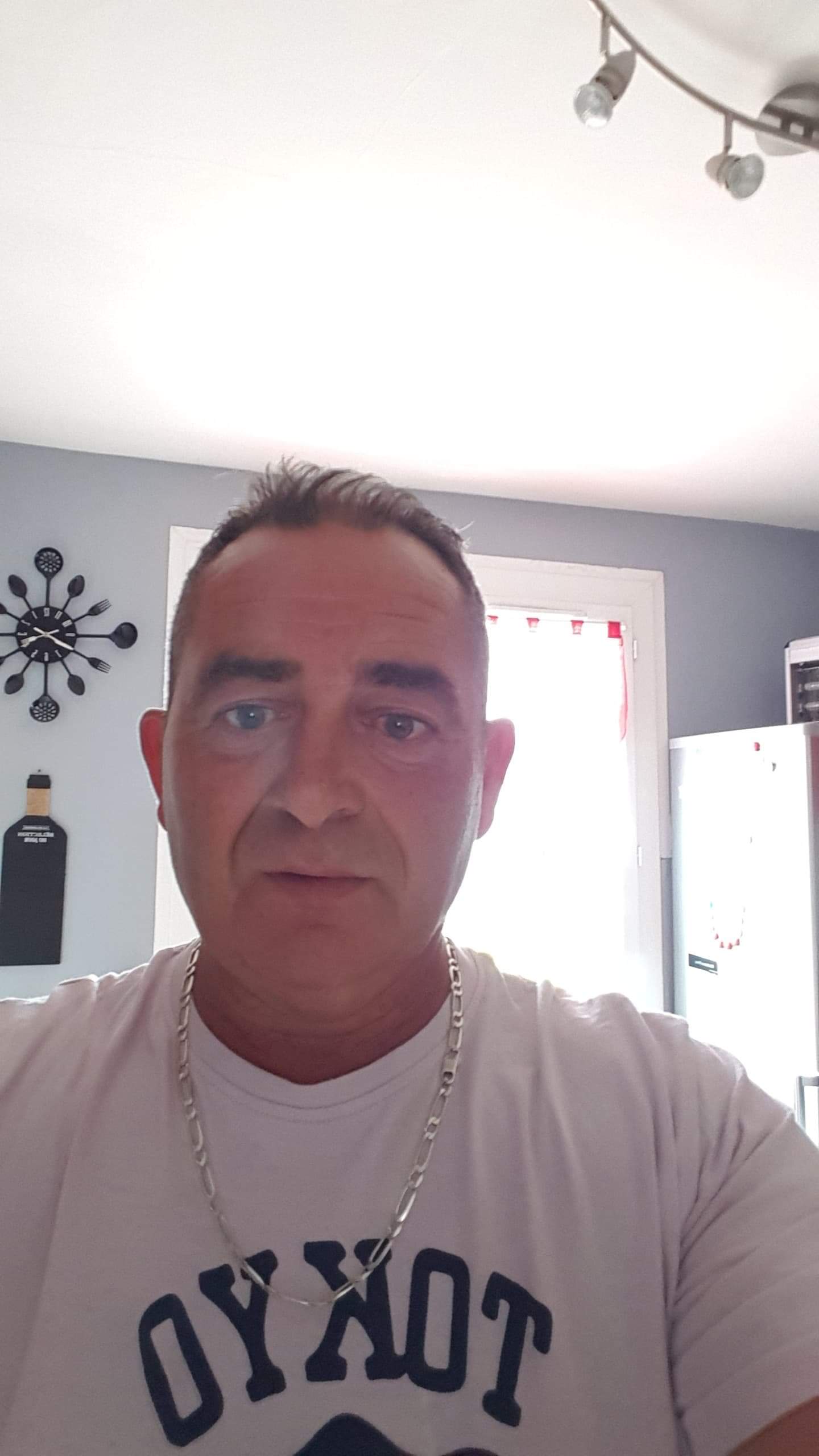 Profil de Djelan, 52 ans, TS Suisse à Luthern