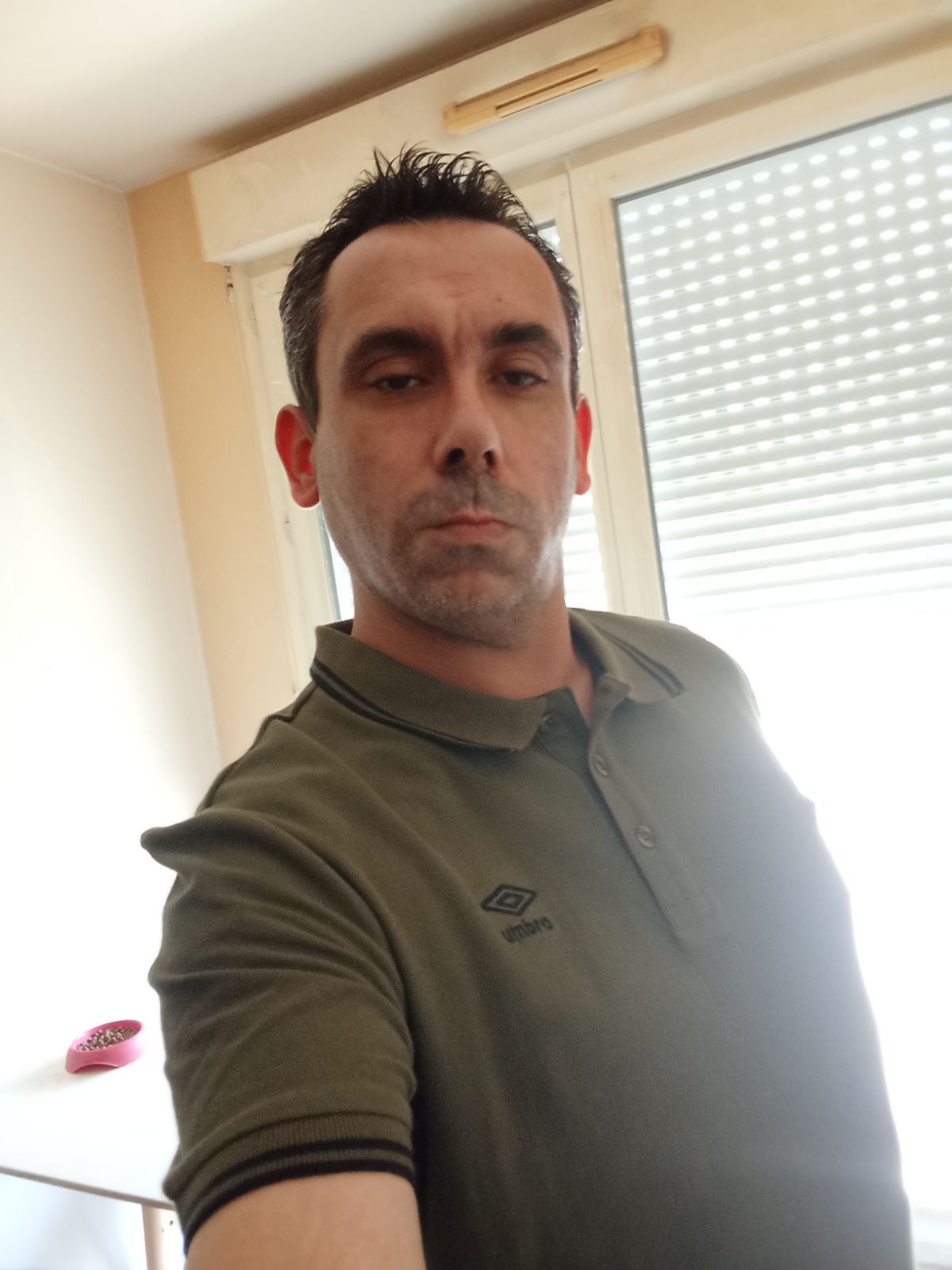 Profil de Najibe, 37 ans, TS Suisse à Aigle