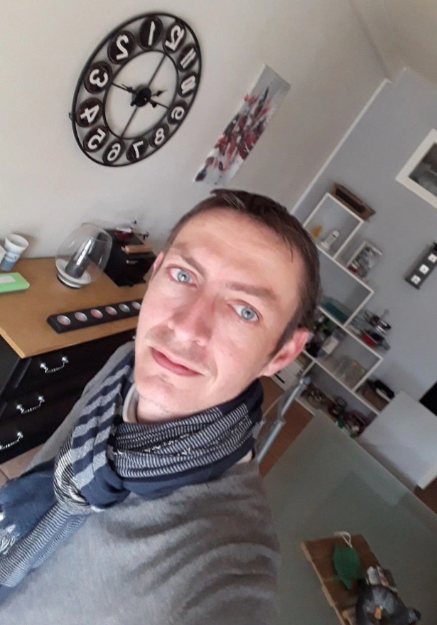 Profil de Danovan, 37 ans, TS Suisse à Stierva