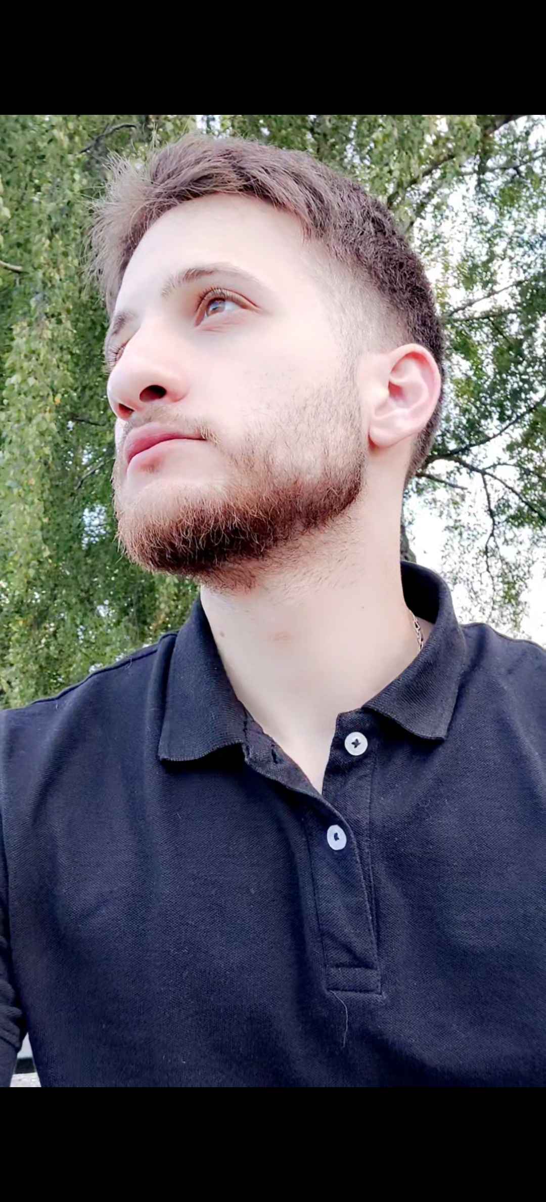 Profil de Eliott, 27 ans, TS Suisse à Jenins