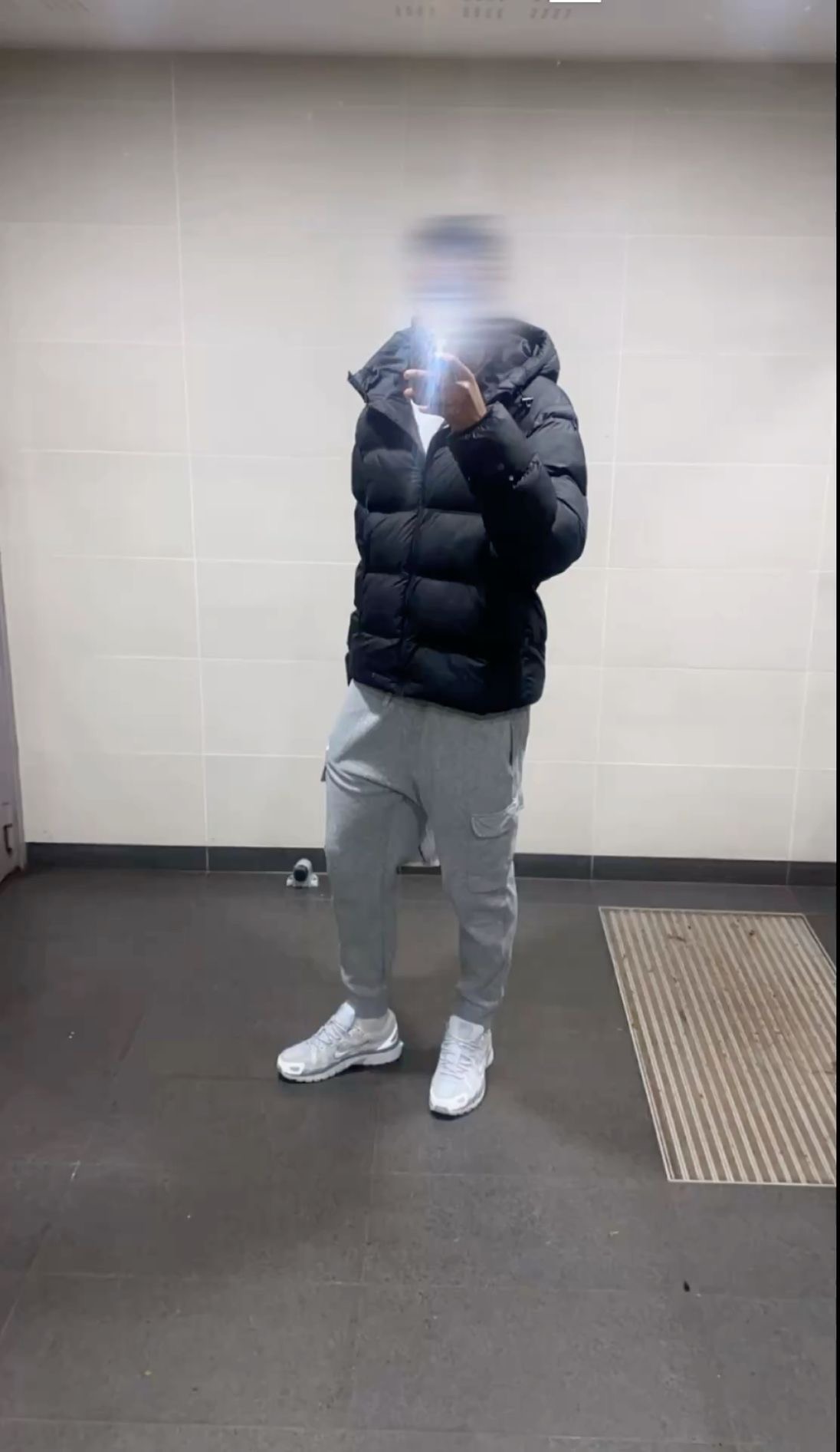 Profil de Yvonnic, 19 ans, TS Suisse à Veysonnaz