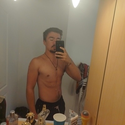 Profil de Lenni, 24 ans, TS Suisse à St. Urban